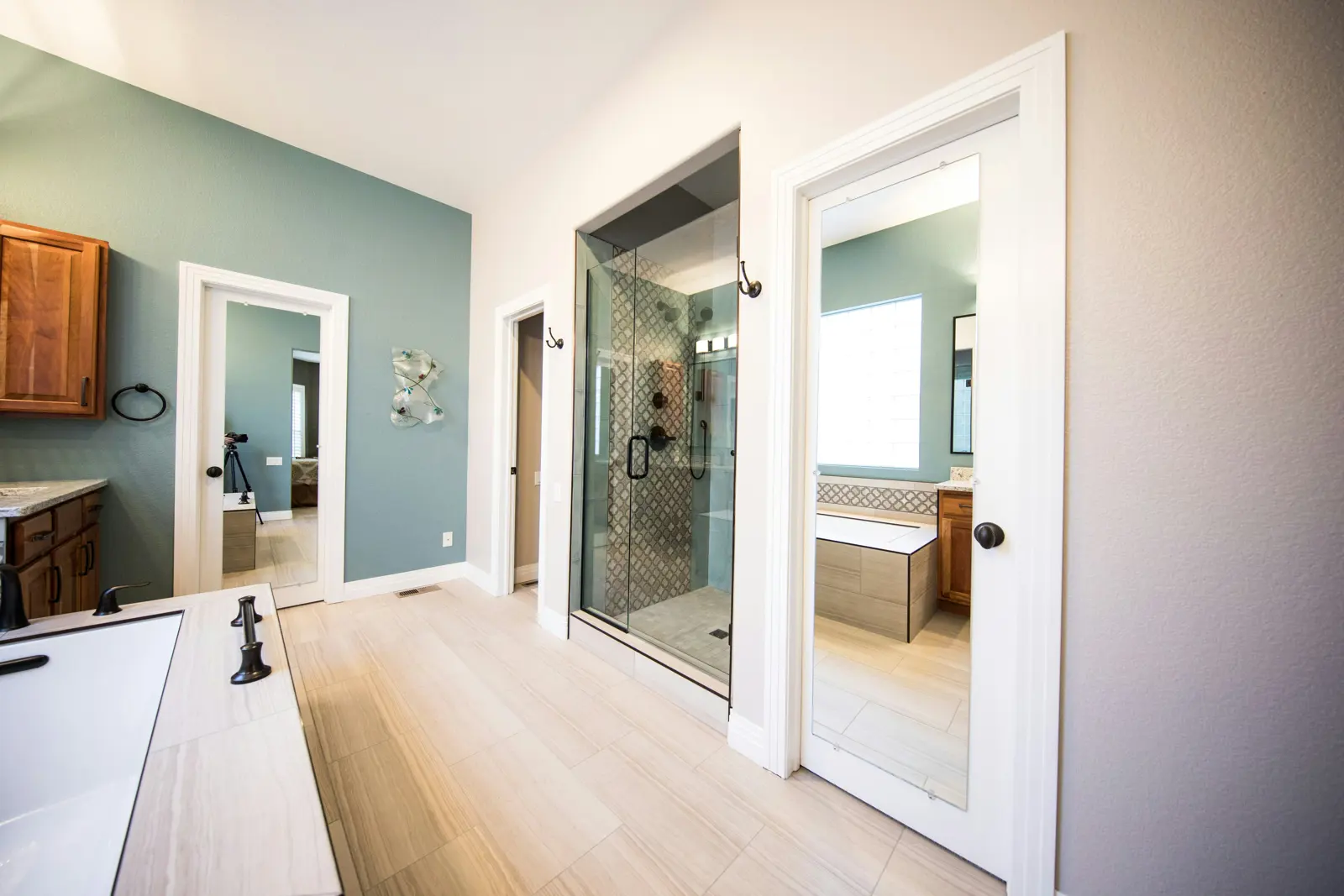 Door trimming service image