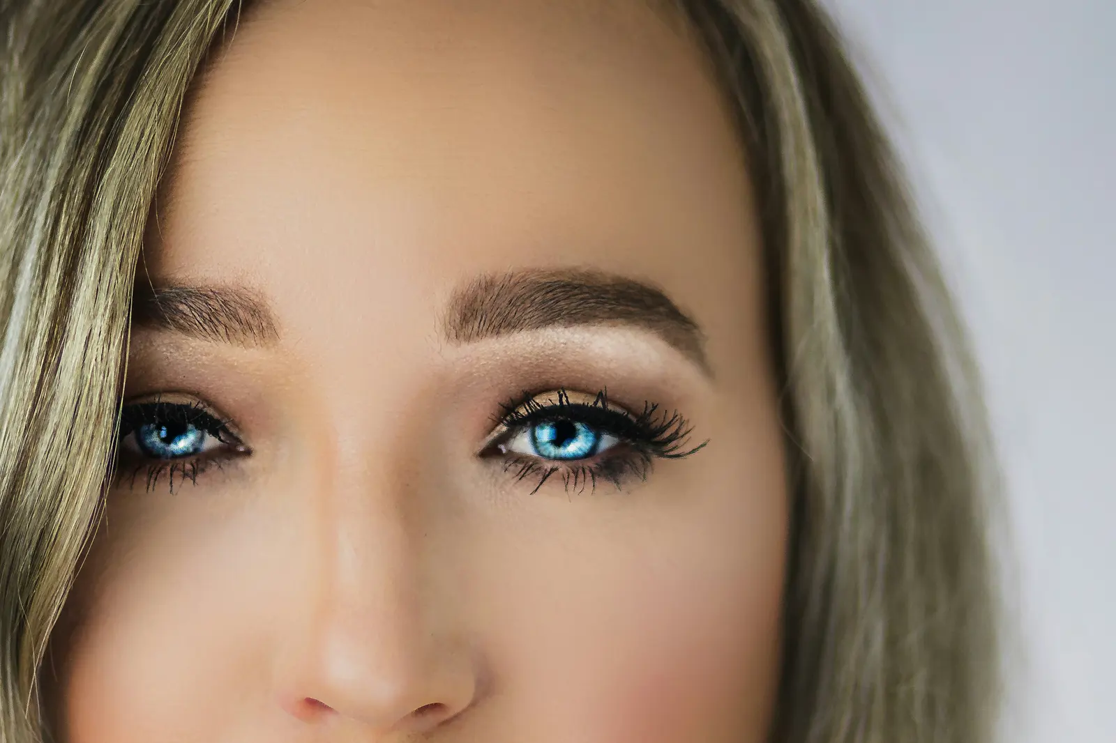 Henna brows service image