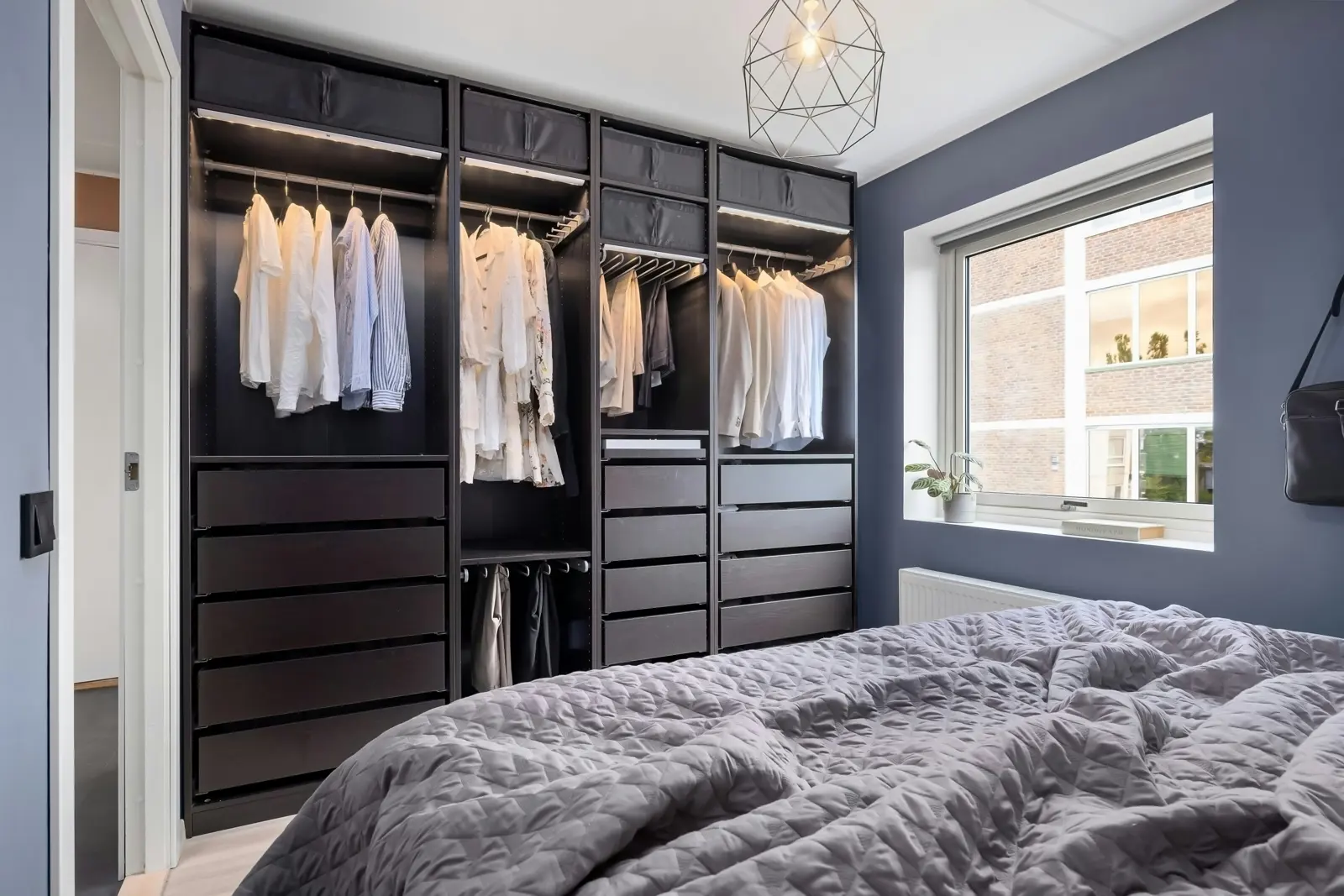 Built-in wardrobes service image