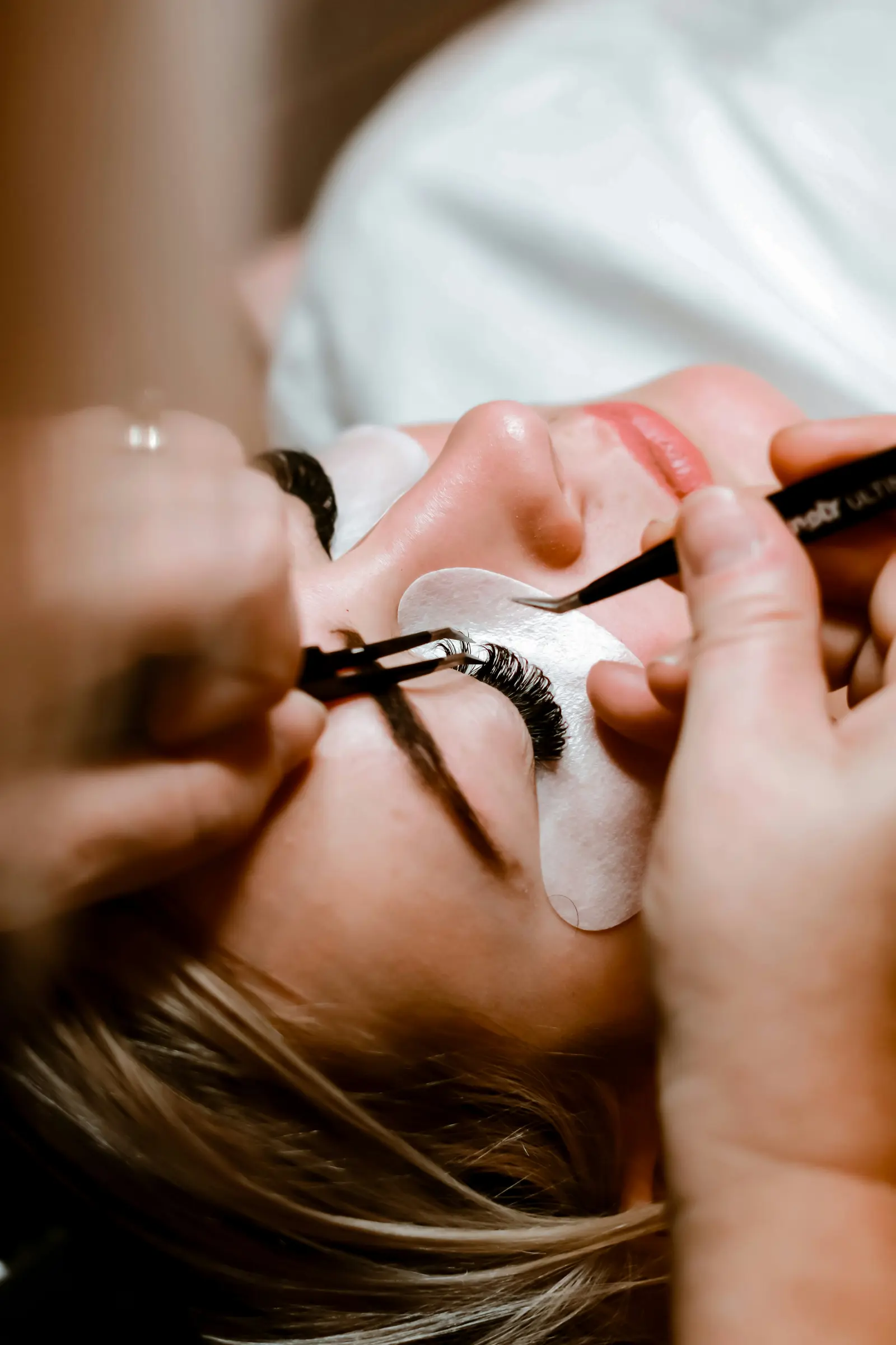 Eyelash Technicians website suitability illustration