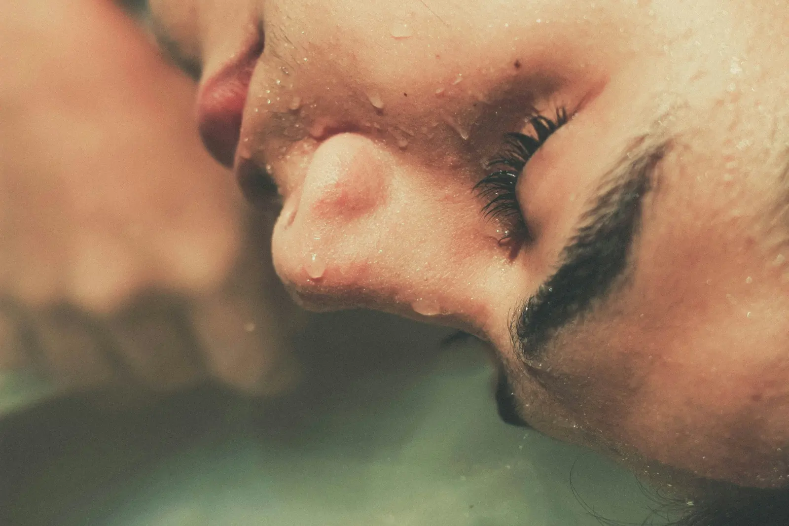 Hydro-facials service image