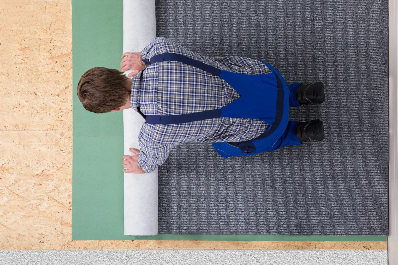 Subfloor scraping service image