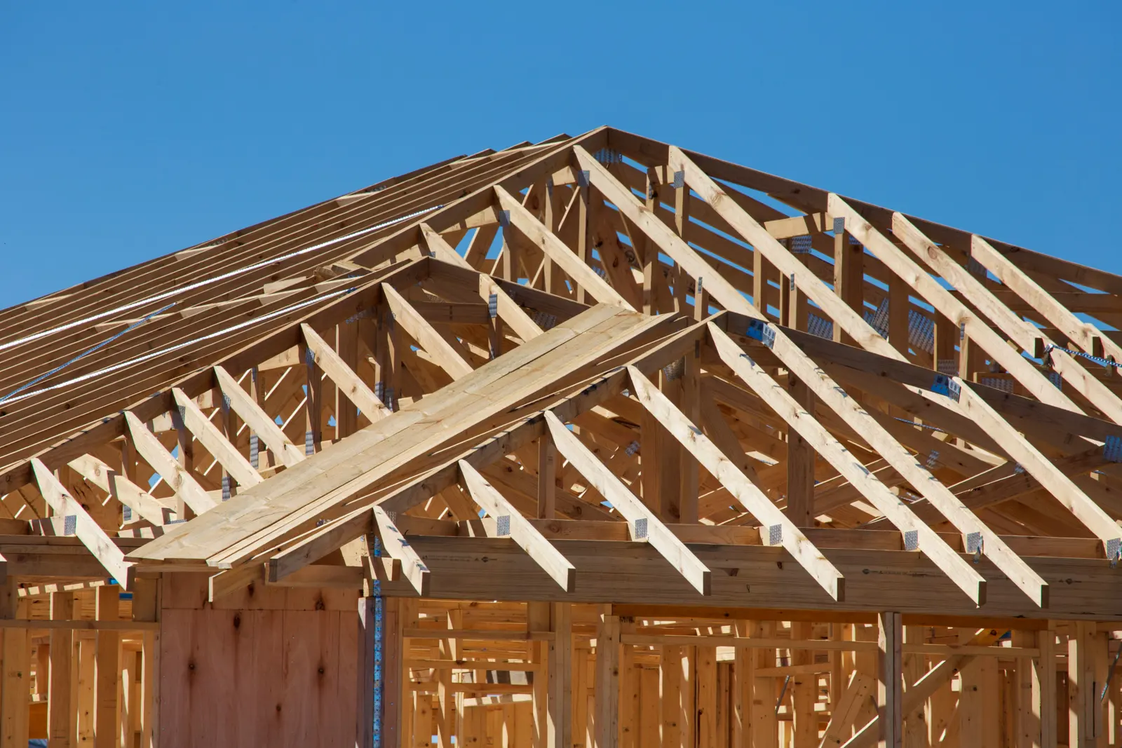 Roof construction service image