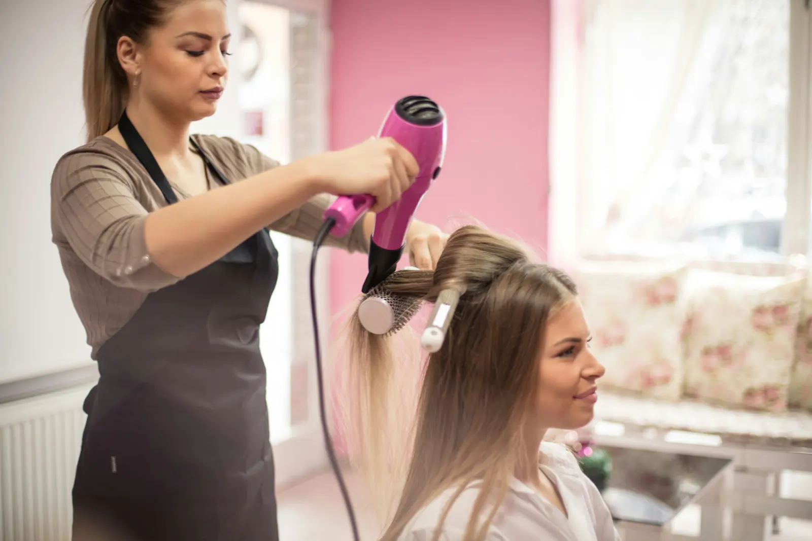 Professional Blow-Dries service image