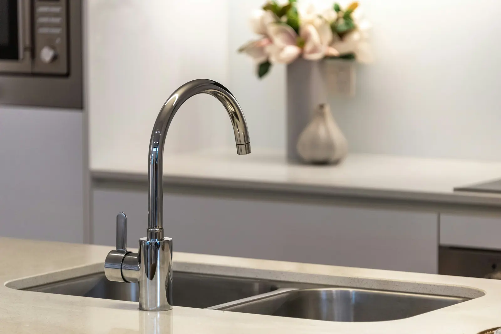 Sink and hob cutouts service image