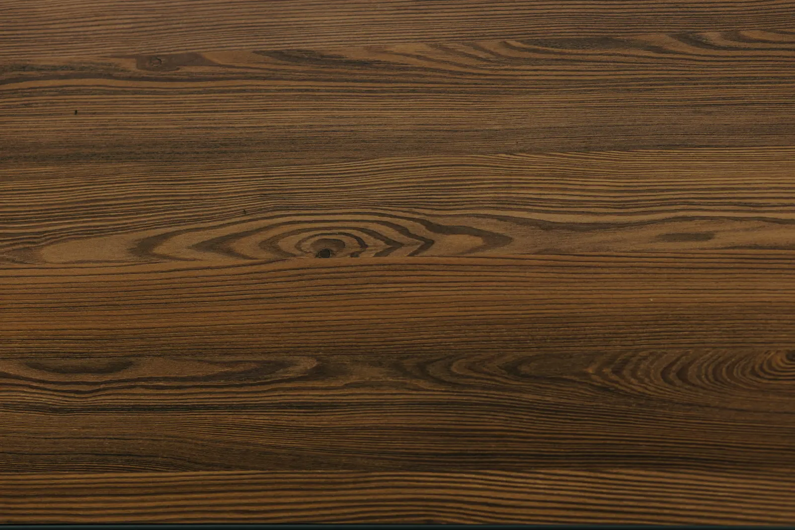 Solid wood oiling service image