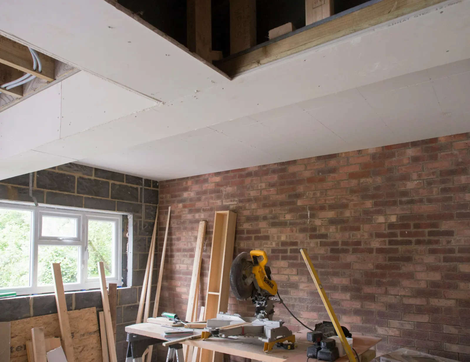 Ceiling Plastering service image