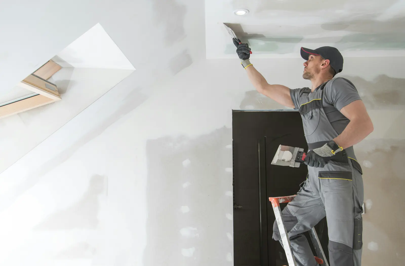 Wall and Ceiling Skimming service image