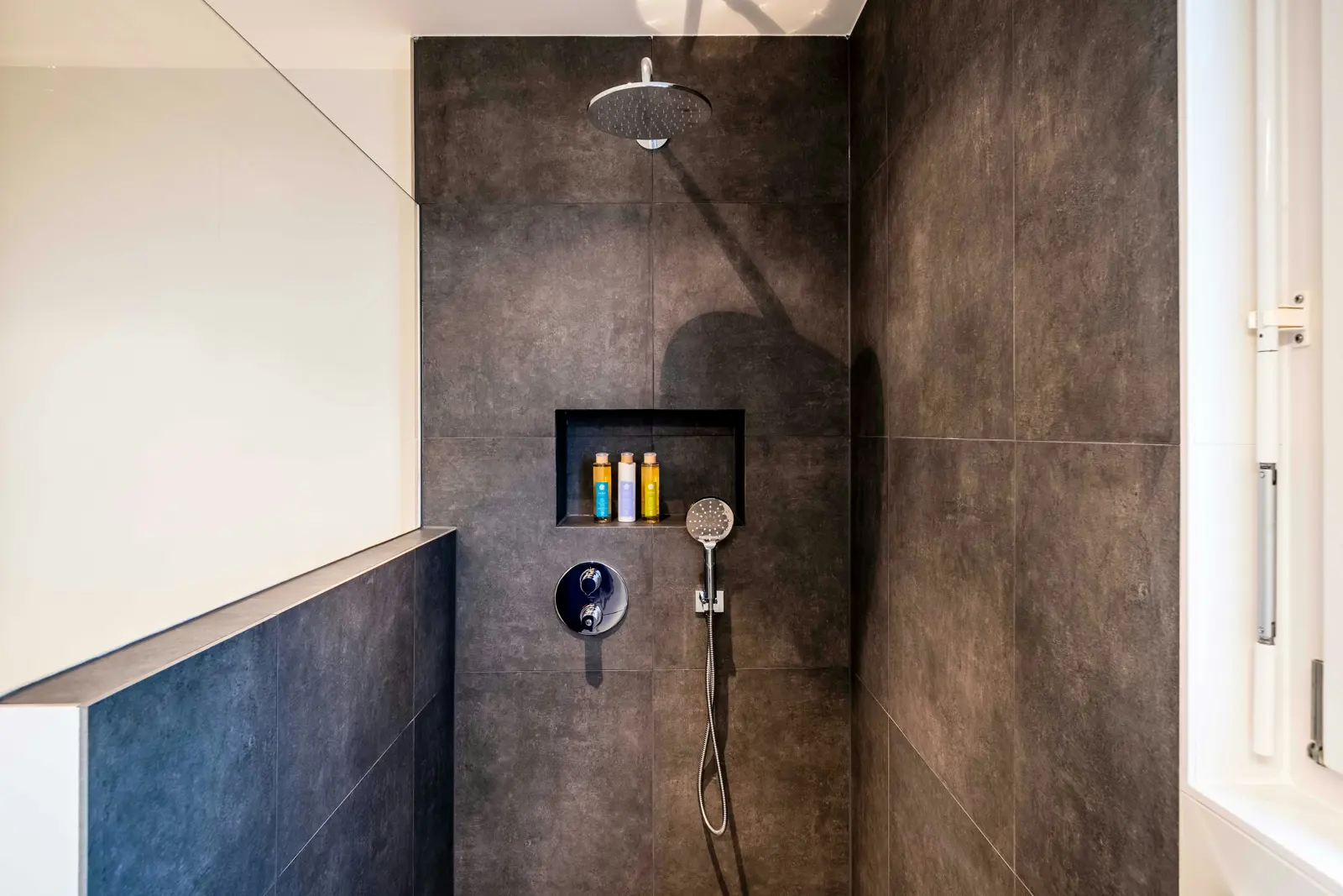 Shower fitting service image