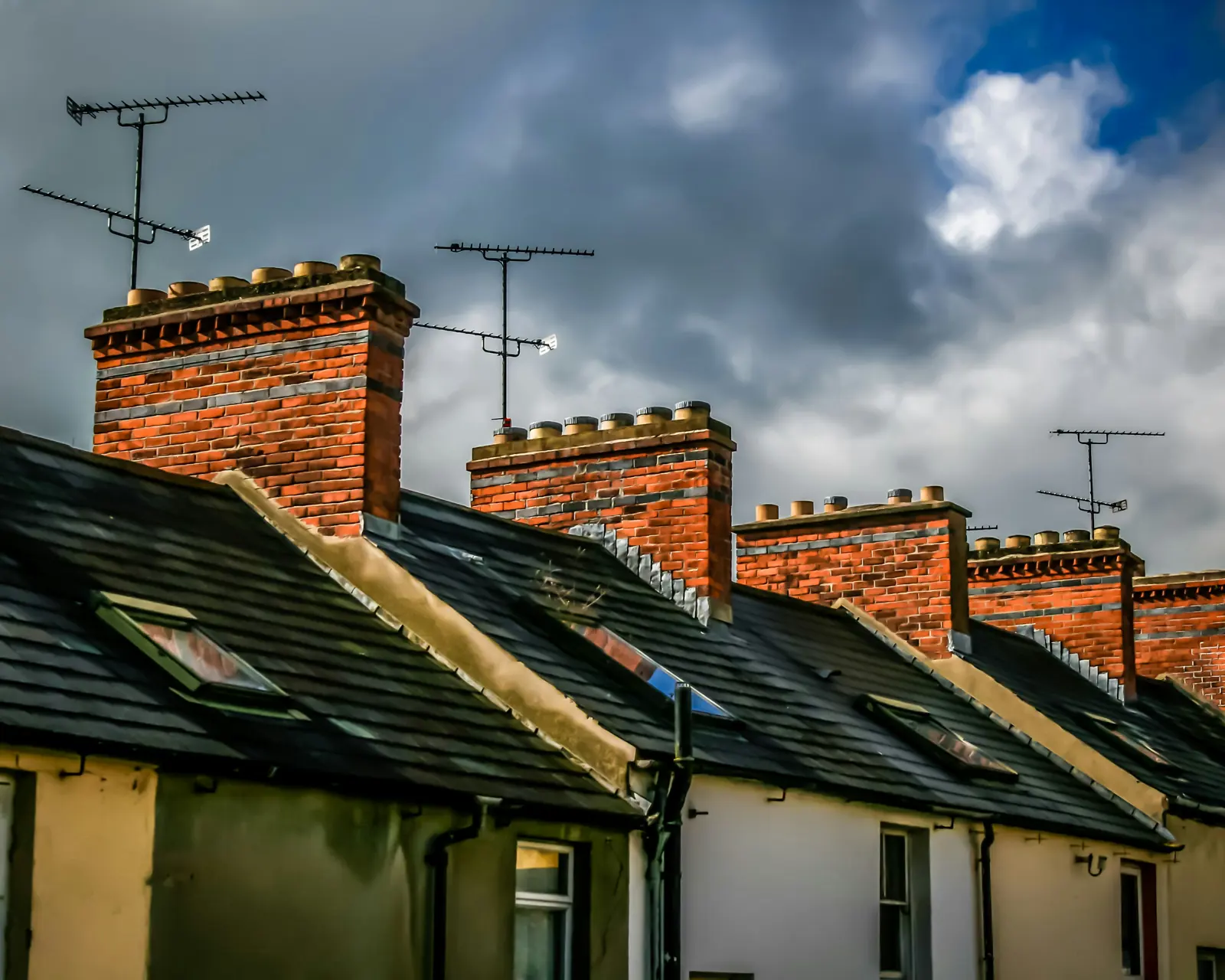 Chimney flashing service image