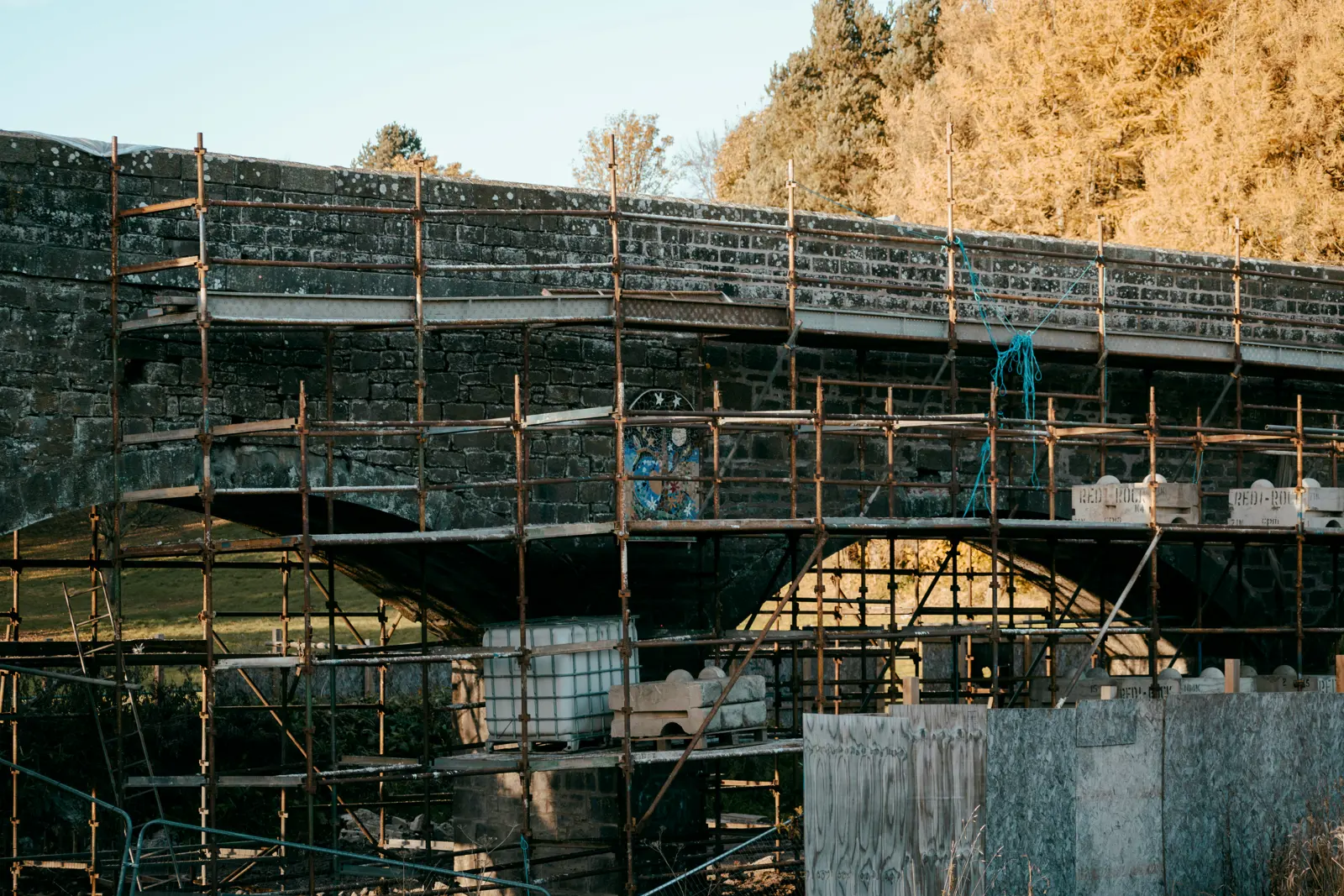 Bridging structures service image